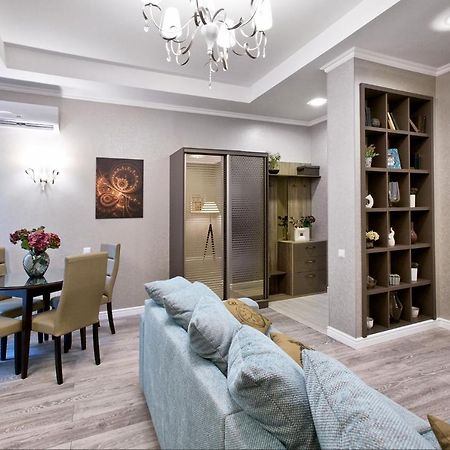 Jane Stone Apartments Odessa Buitenkant foto